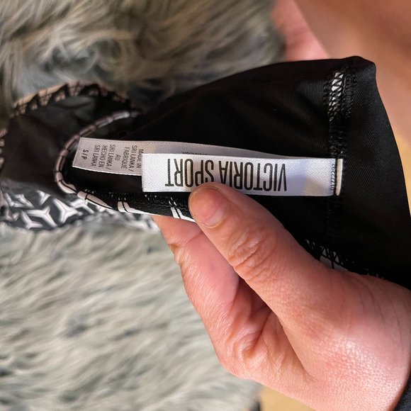 NWOT Victoria Sport - Sports Bra - Small - Sexy - Picture 7 of 8